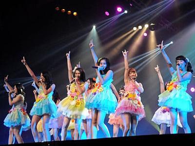 Banjir Kejutan di Konser 'Perkenalkan, Nama Kami JKT48' Hari Kedua!